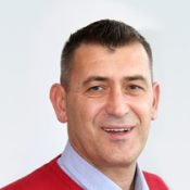 Porträtbild von Nermin Burzic